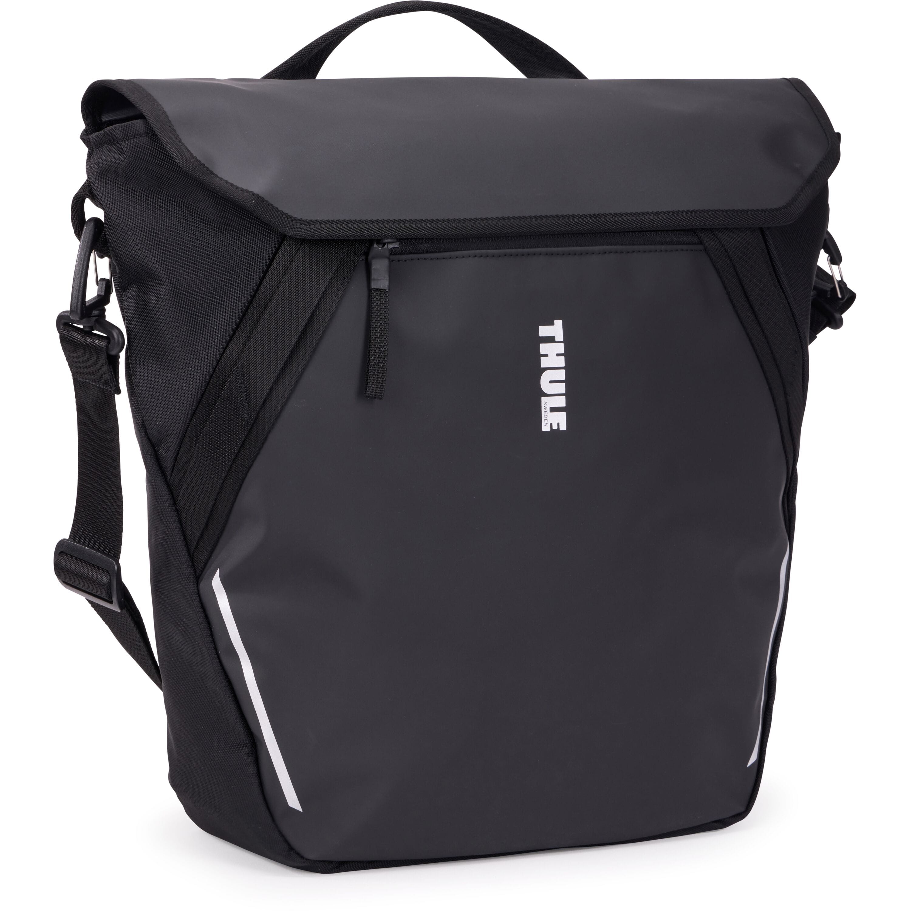 Chasm Courier Inlock 22L